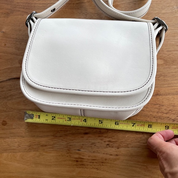 Coach Women's Saddle 18 Crossbody Bag White with Contrast Stitching A1780 57731 - Picture 3 of 7